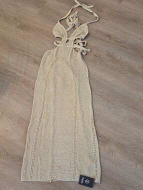 NWT Bespoke Beige Crochet Halter Backless Maxi Dress Small